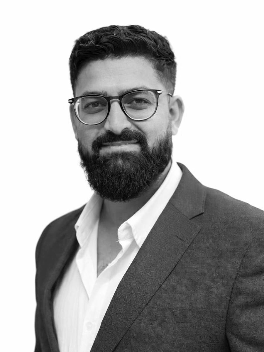 Crane Operator | Naweed Ahmadi